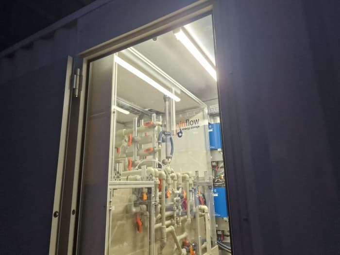 Comparison of the resistances of the laboratory single cell